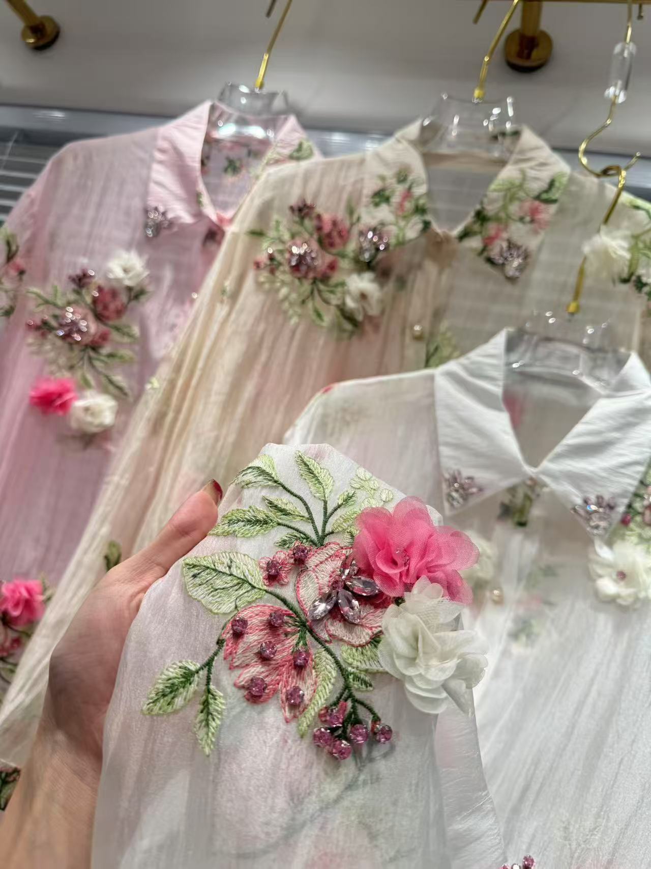 Luxury Lifestyle Women - Kemeja Blus Tabir Surya Tipis Berlian