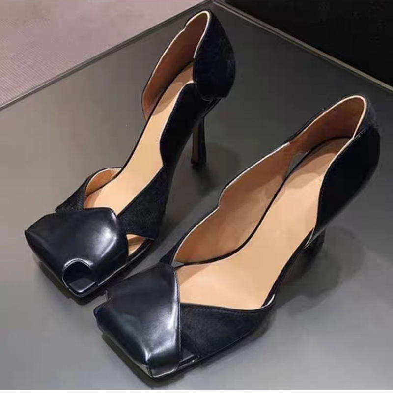 Luxury Lifestyle Women - Sepatu Gaun Pesta Ujung Persegi Mewah