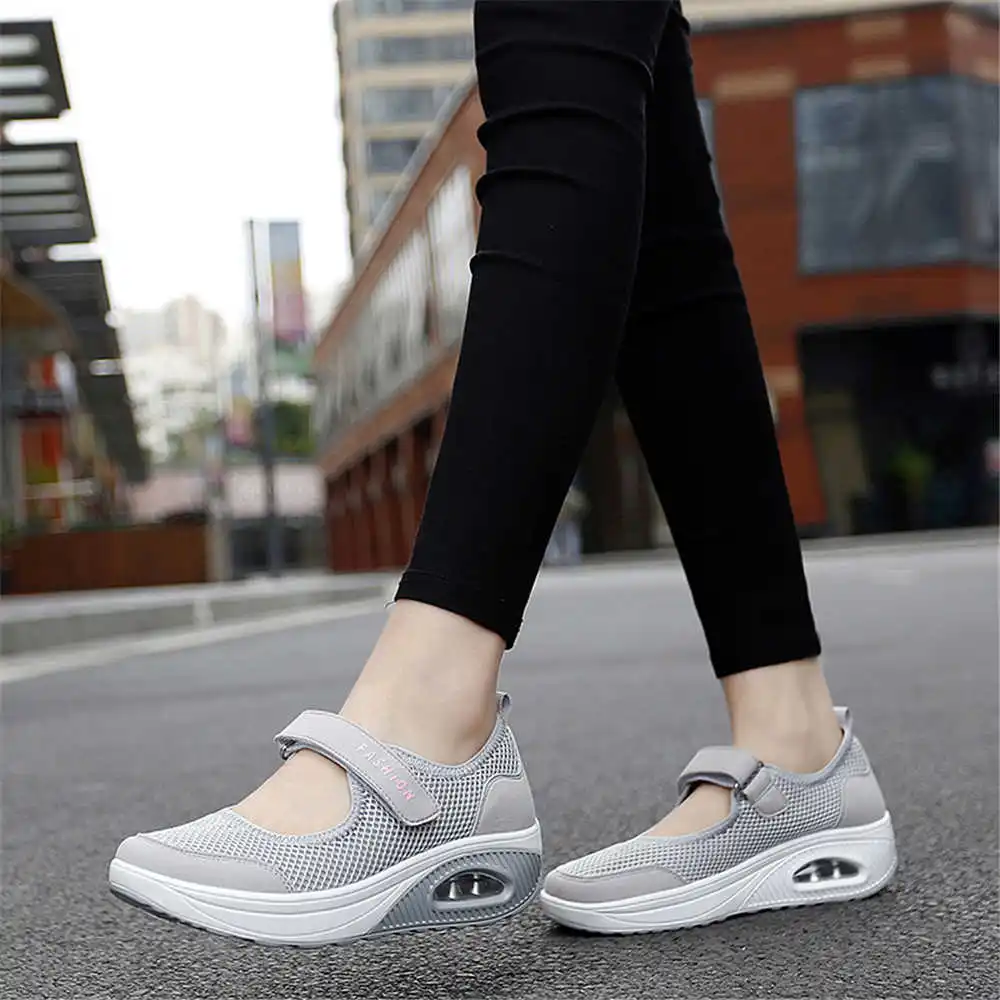 Luxury Lifestyle Grooming - Sepatu Basket pria, sneaker olahraga warna